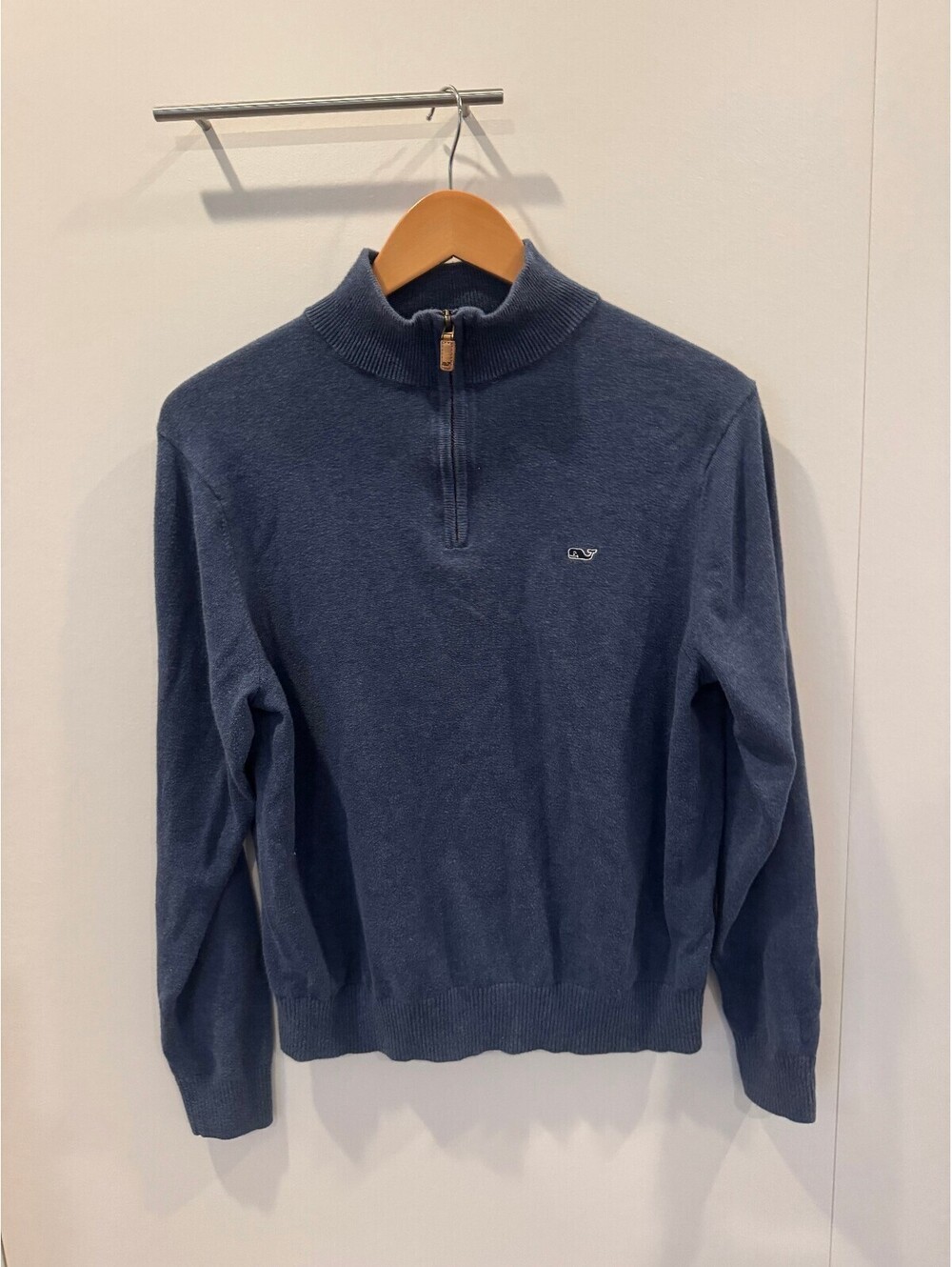Vineyard Vines Menโs Navy Blue Quarter Zip Sweater Pullover Whale Logo Small
